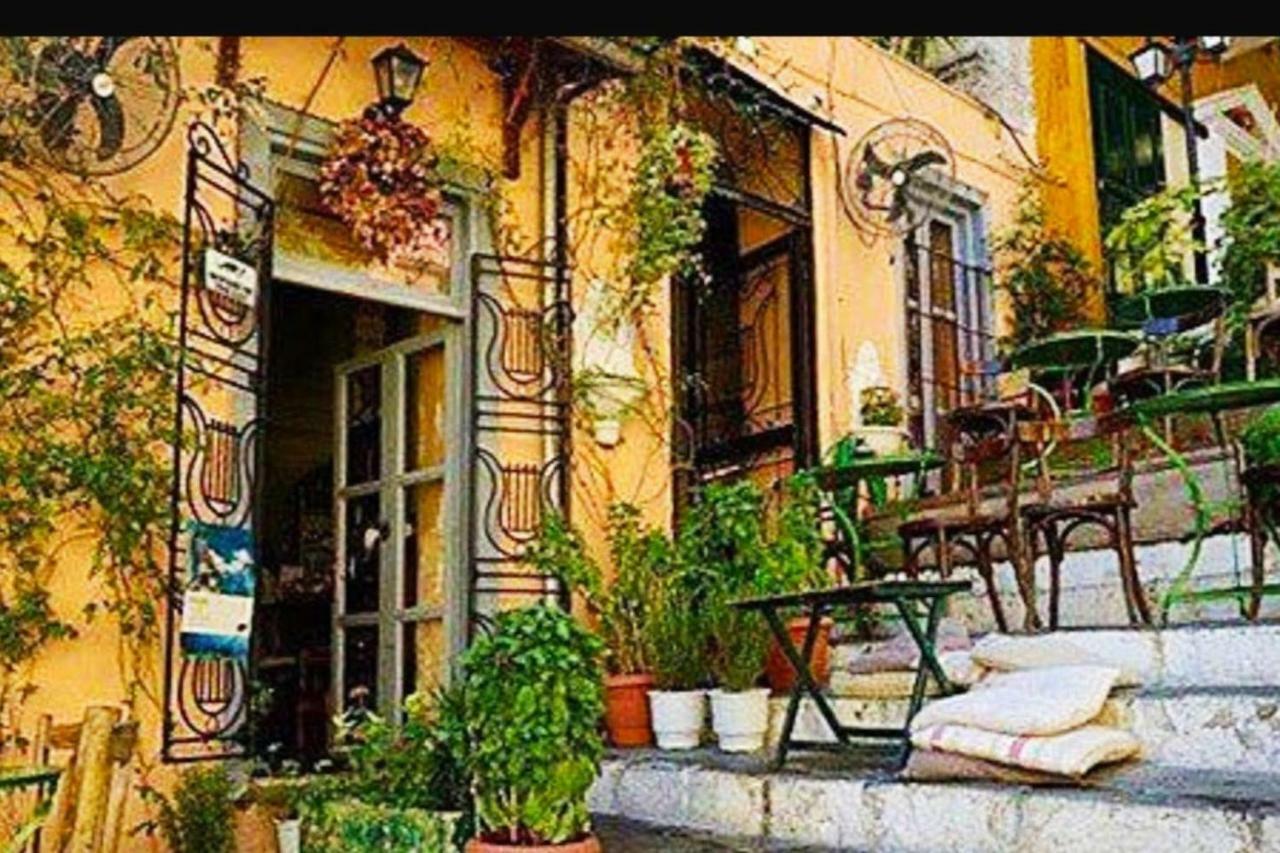 Koukaki-Acropolis Roomy With A Private Veranda Apt. 아테네 외부 사진