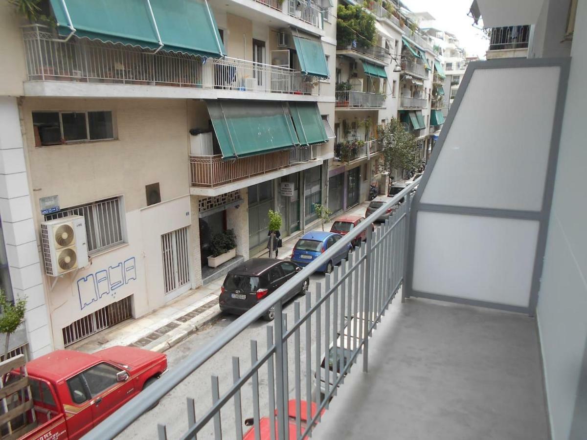 Koukaki-Acropolis Roomy With A Private Veranda Apt. 아테네 외부 사진